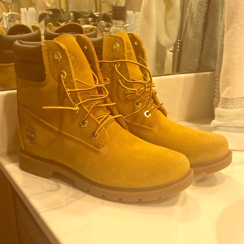 Brand new Timberlands!!